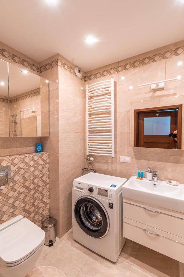 Wroclawska Comfort Apartment Krasków Εξωτερικό φωτογραφία